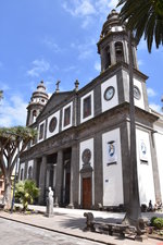 SAN CRISTBAL DE LA LAGUNA (Provincia de Santa Cruz de Tenerife), 29.03.2016, Eingang zur Kathedrale an der Plaza de los Remedios