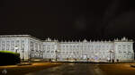 Der Knigliche Palast (Palacio Real) in Madrid wurde in den Jahren 1738 bis 1764 im Barockstil erbaut und ist die offizielle Residenz der spanischen Knige.
