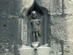 Laucha an der Unstrut Laucha an der Unstrut - Kirche St. Marien - Figur �ber dem vorderen Portal am Kirchturm - Aufnahme vom 27.08.2006