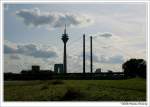 D�sseldorf - Rheinkniebr�cke und Fernsehturm   ...