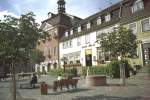 deutschland Bad Salzungen/Werra 1993 - Marktplatz mit Rathaus und Cafe