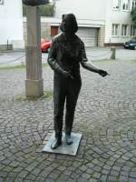 Osnabruck Kunst vor einer Kirche in Osnabr�ck.