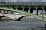 paris ...sous les ponts de Paris - so heisst es in dem franz�sischen Chanson. Hier die Br�cken Notre Dame, Pont au Chage, Pont Neuf, die Passerelle der Pont des Arts, Pont du Carrousel