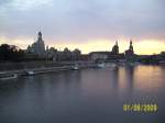 Dresden Anlegestelle der Weissen Flotte im Sonnenuntergang