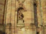 Saarbrucken Diese Skulpturen sieht man an der Ludwigskirche in Saarbr�cken.