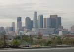Los Angeles Downtown. Heraus fotografiert aus dem Auto, auf dem ...