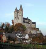 St. Lubentius am fr�hen Abend. Noch mit einer 3 MPx-Kamera ...