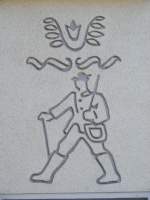 Fassadenschmuck an einem 50er-Jahre-Wohnhaus ...  Daniel Siegele 01.10.2009