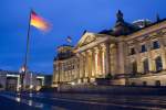 deutschland Der Deutsche Reichstag am fr�hen Morgens des 04.10.09 in Berlin.