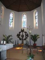 Kassel Kassel Rothenditmold die kath. Kirche St.Joseph. Erbaut 1906 auf dem Rothenberg von Kommerzienrat Peter Wegmann, Inhaber der Wagonfabrik Wegmann und Co. Im zweiten Weltkrieg sehr stark zerst�rt und ausgebrannt wurde sie dann in vereinfachter Form wiederaufgebaut.