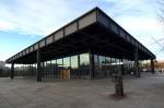 Neuere Architektur und Bauwerke Berlin, Neue Nationalgalerie. Bau von Ludwig Mies van der Rohe. Aufgenommen Dezember 2009.