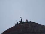 Halberstadt gl�ckliche Monteure nach dem vollbrachten nicht allt�glichen Werk.7.11.08
www.wasserturm-halberstadt.de