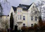 deutschland ..Wohnen und Arztpraxen unter dem Dach einer alten Villa - gesehen in der Freiher v. Steinstra�e / L�denscheid - 2.3.10 (Uschi)