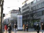 Dusseldorf Der macht bestimmt immer tolle Bilder.Gesichtet von meiner Frau am 08.03.10 am D�sseldorfer Hbf.