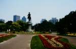 Boston Boston (MA), Public Garden mit George Washington Statue am 10. August 1988.