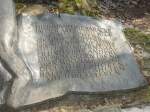 europa 'Hier stand die Baracke, in der am 20. Juli 1944 Claus Schenk Graf von Stauffenberg ein Attentat auf Adolf Hitler unternahm. Er und viele andere, die sich gegen die nationalsozialistische Diktatur erhoben hatten,
bezahlten mit ihrem Leben' - Gedenkstein in der 'Wolfsschanze'