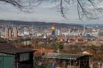 zurich Z�rich, Primetower (1/3, Bildmitte), mit momentan 105.5 m ab sofort das h�chste Geb�ude der Schweiz. Links die Wohnt�rme der Hard (max. 92 m hoch, braun), Aufnahmestandort Panoramaweg, 29. M�rz 2010, 15:59