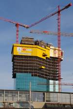 zurich Z�rich, Primetower (3/3), mit momentan 105.5 m ab sofort das h�chste Geb�ude der Schweiz. Zur Zeit im Bau - nach Vollendung 126 m hoch. Aufnahmestandort Turbinenstrasse, 05. April 2010, 18:14