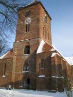 Deutschland Grevesm�hlen; die St.-Nicolai-Kirche im letzten Schneekleid, 30.01.2010