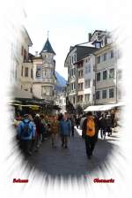 bolzano Bolzano - Der ber�hmte Obstmarkt in der Piazza delle Erbe  6.4.10