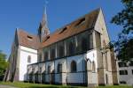 Schweiz Kappel am Albis, ehemalige Zisterzienserabtei. Westfassade, n�rdliches Langhaus, Seitenschiff und Querschiff, 1250-1310, hochgotisch. Turmartiger Dachreiter von 1641. Nun bei sch�nem Wetter, 22. Mai 2010, 17:45