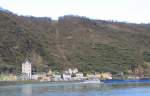 St. Goarshausen St. Goarhausen mit dem Loreley Felsen; 02.04.2010