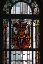 europa Glarus, Rathaus. Glasmalerei im Fenster des Treppenhauses. Aufnahme vom 05. Juni 2010, 12:42