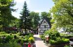 Das Winzerh�uschen mit Rhein-Terrasse. Sch�n gelegene Gastst�tte auf dem halben ...