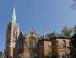 zurich Z�rich-B�hl, ref. Kirche, 1895-96 von Paul Reber. Zentralbau mit drei polygonalen Kreuzarmen und Flankenturm, vorgeblendete Backsteinfassade. Neugotik. Aufnahme in Richtung Osten, 24. April 2010, 15:31