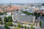 Hannover Ein Blick vom Rathausturm auf das Maritim Holtel in Hannover, am 30.06.10.