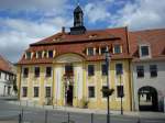 deutschland Strehla an der Elbe im Landkreis Mei�en,
das barocke Rathaus von 1756 am historischen Markt,
Juni 2010