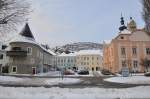 wachau Blick von der 'Sepp Puchinger Promenade' in Krems/Stein an der Donau auf den SCH�RERPLATZ mit dem 'FISCHERTURM' links.Foto vom J�nner 2010.