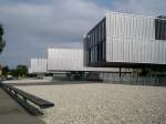 wachau Moderne Geb�ude der DONAUUNIVETRSIT�T Krems/Stein.