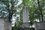 Hannover Blick auf den gro�en Gedenkstein, im Aligse im Sommer &acute;10