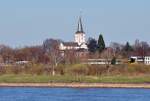 Kirche (Sankt Maria und ...  Rolf Reinhardt 01.04.2011