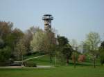 Freiburg, 15m hoher h�lzerner ...  rainer ullrich 04.04.2011