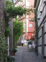 Schwerin [MV]; Enge Stra�e, ...  Manfred Hellmann 09.07.2011