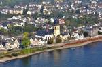 Kirche am Rheinufer in ...  Rolf Reinhardt 06.12.2011