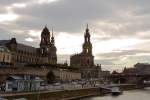 Das Terrassenufer mit Residenzschlo�, ...  Michael Edelmann 11.12.2011