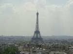 Ein blick vom Arc du Triumph r�ber zum Eiffelturm. Es ...