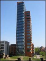 Dusseldorf Hier sieht man die schmale Seite des Wohnhochhauses der 'Wohnresidenz Portobello' in D�sseldorf von der schmalen Seite. (22.04.2007) 