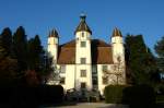 bad-sackingen Schlo� Sch�nau - Durch die Herren von Sch�nau um 1600 erbaut ist es seit 1929 in st�dtischem Besitz. Das Bild zeigt die S�dfassade des Schlosses. 3.11.2007