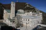 Avellino Die Wallfahrtskirche Monte Vergine bei Avellino.
