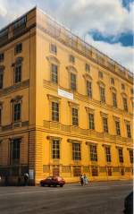 Stadtansichten Berlin. Sommer 1993- Szadtschlo�-Kulisse (fast wie echt)