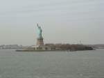New York Blick auf Liberty Island am 08.04.08.