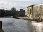 Stadtansichten BERLIN Spree - Blick zum Reichstagsgeb�ude
2007