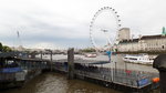 Westminster Pier +  “London Eye” (Millennium Wheel, 135 m hoch) am 14.6.2016 mit Blick Themse abwrts, 