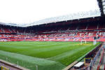 Die Nordtribne des Fuballstadions Old Trafford (Sir Alex Ferguson Stand) - das Heimstadion des Fuballvereins Manchester United.