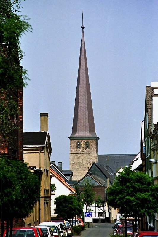 Turm der Petrikirche von Sden (5. August 1989)