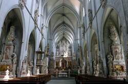 Salem, die einst hochgotische Klosterkirche wurde 1769-83 im klassizistischen Stil umgestaltet, Aug.2012